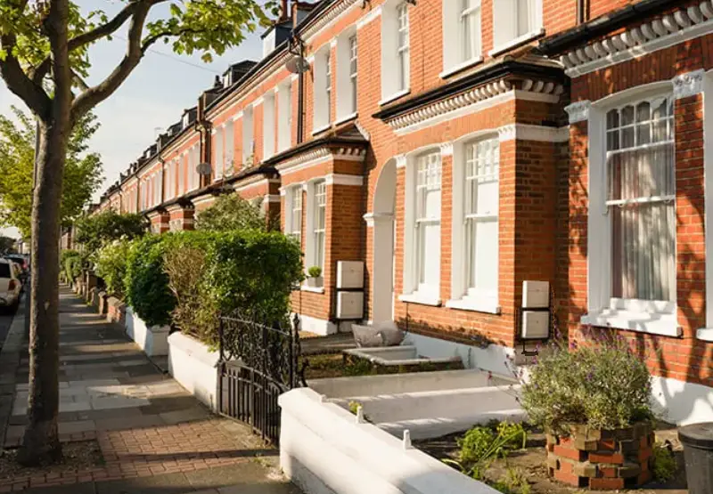 Active Mortgages - Helping A Family Get Back Onto The Property Ladder